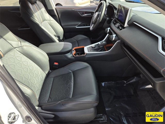Used 2024 Toyota RAV4 Adventure image 16