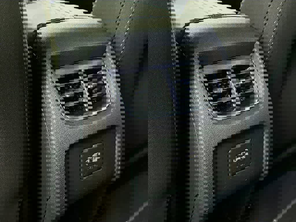 Used 2023 Chevrolet Blazer LT image 16