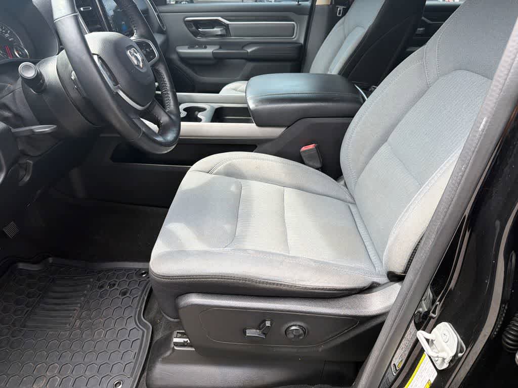 Used 2020 RAM 1500 Big Horn AWD/4WD image 10