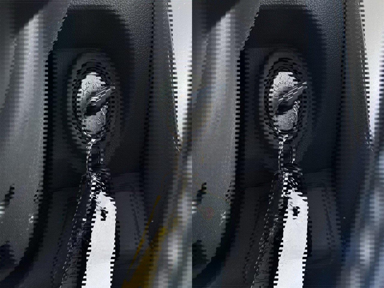 Used 2017 Nissan Frontier SV w/ SV Value Truck Package image 23