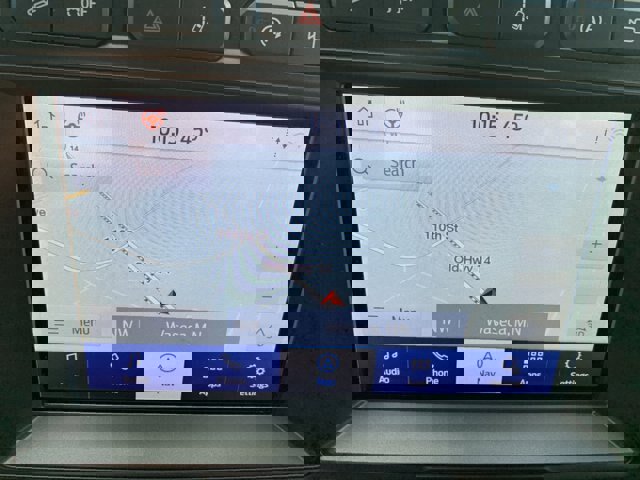 Certified 2021 Ford Expedition Limited image 34