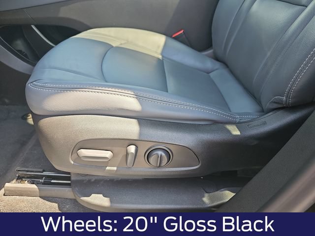 Used 2023 Buick Enclave Essence w/ Experience Buick Package FWD image 20