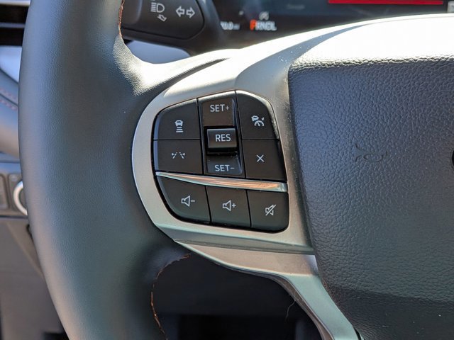 Certified 2025 Ford Explorer Active w/ Active Comfort Package image 18