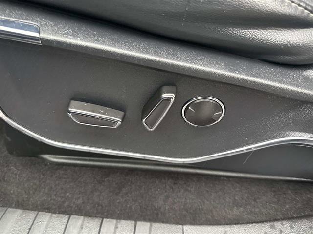 Certified 2022 Ford F150 Lariat w/ Equipment Group 502A High image 18