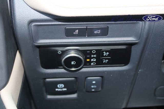 Certified 2024 Ford Expedition Limited RWD image 20