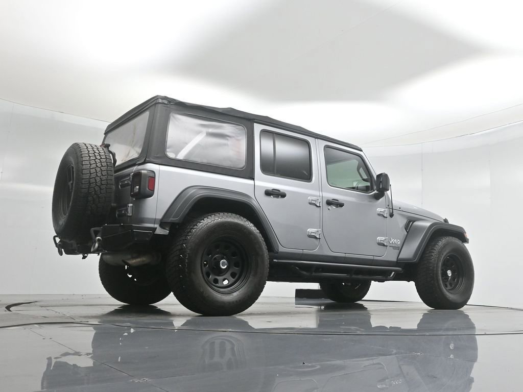 Used 2018 Jeep Wrangler Unlimited Sport image 17