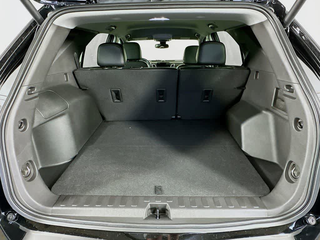 Used 2024 Chevrolet Equinox Premier AWD/4WD image 21