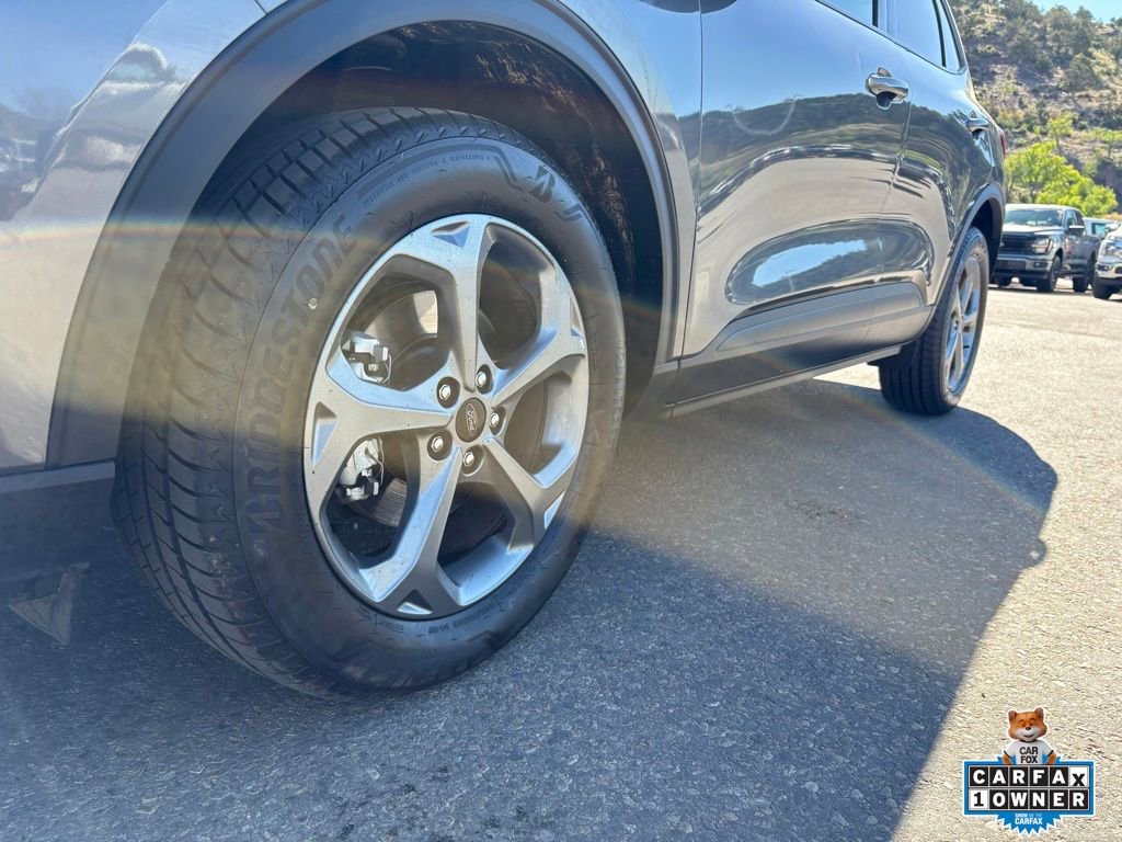 Certified 2025 Ford Escape ST-Line AWD/4WD image 13