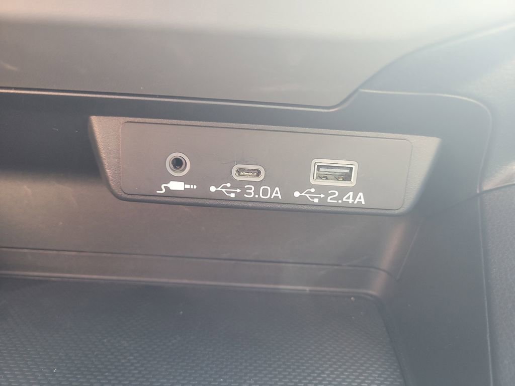 Used 2024 Subaru Crosstrek 2.0i Premium AWD/4WD image 24