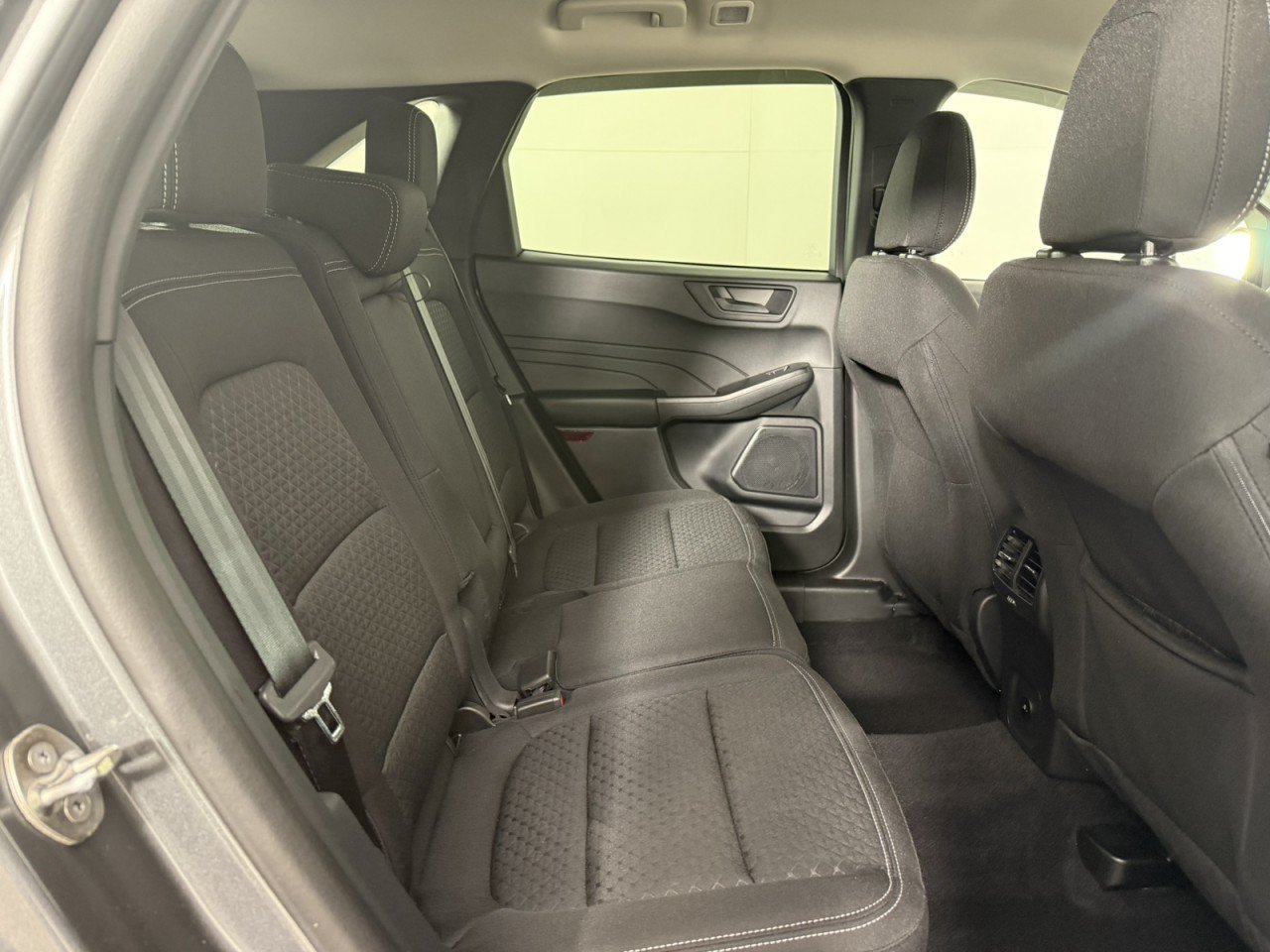 Certified 2025 Ford Escape Active w/ Cold Weather Package FWD image 13