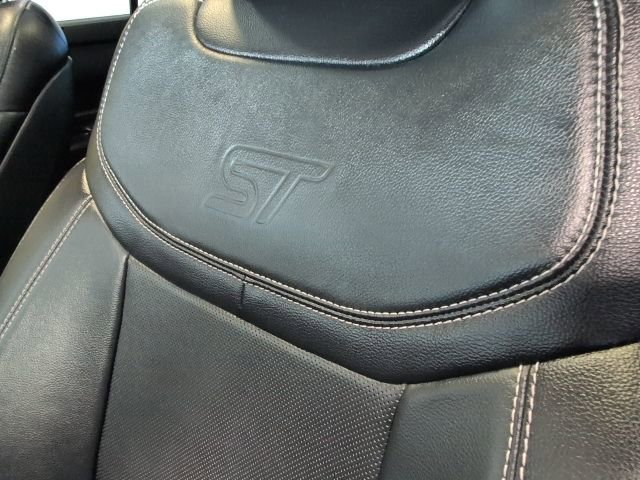 Certified 2020 Ford Explorer ST w/ ST Street Pack image 15