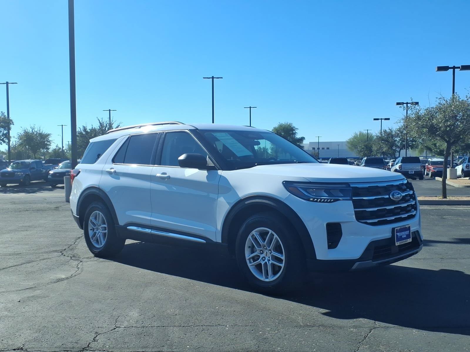 Certified 2025 Ford Explorer Active RWD image 7