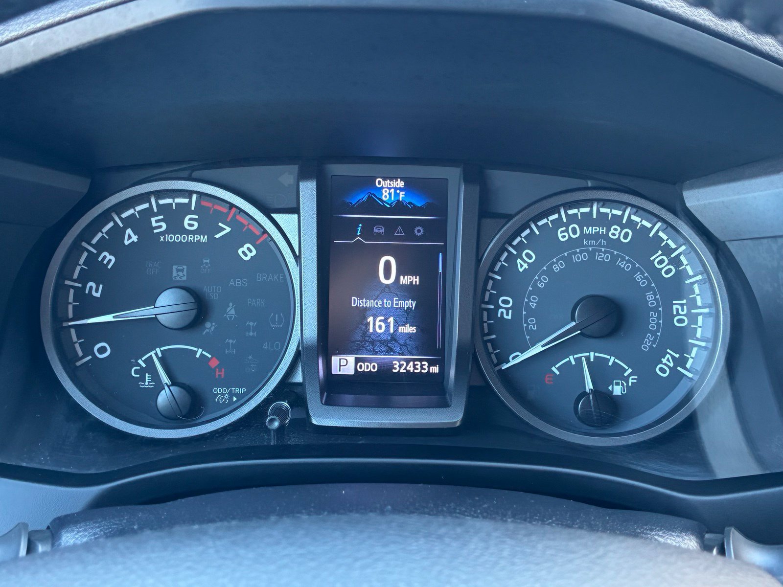 Used 2023 Toyota Tacoma TRD Off-Road w/ Technology Package AWD/4WD image 21