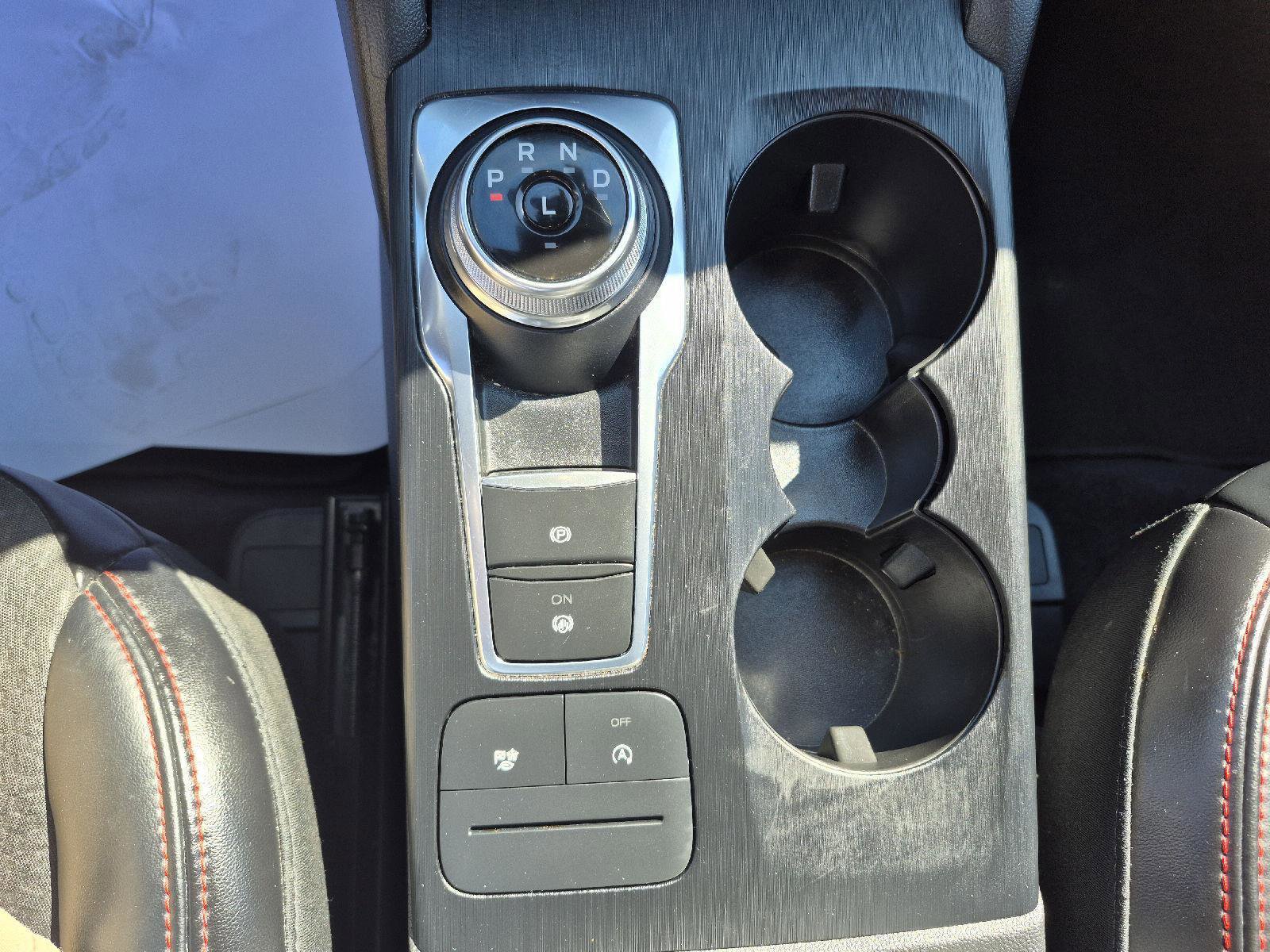 Certified 2024 Ford Escape ST-Line image 17