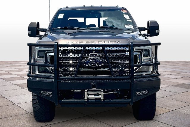 Certified 2022 Ford F350 Lariat w/ Tremor Off-Road Package AWD/4WD image 3