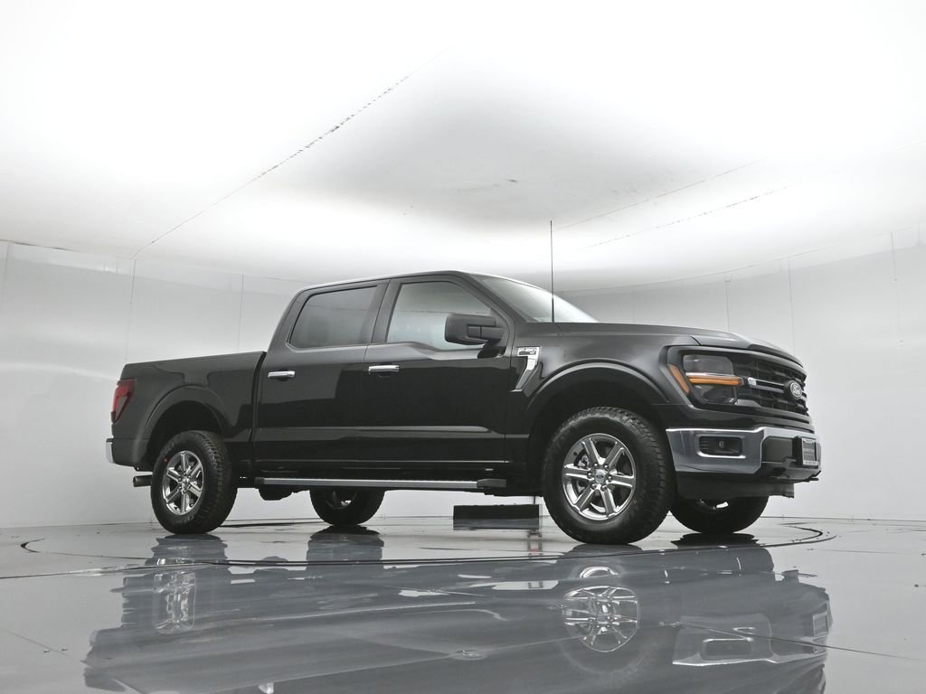Certified 2025 Ford F150 XLT w/ Equipment Group 301A Standard AWD/4WD image 4
