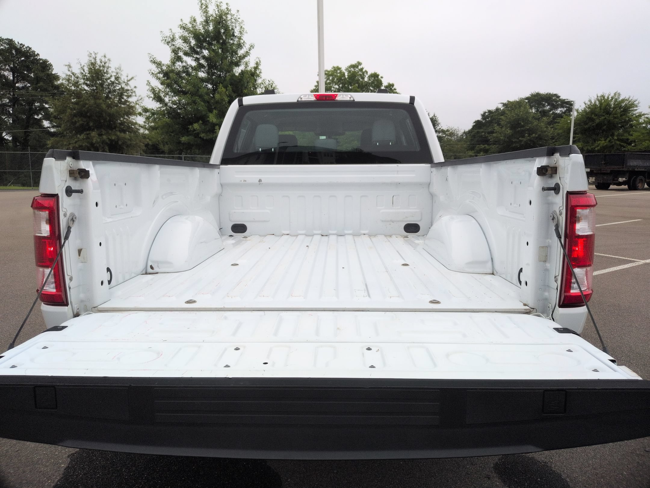 Certified 2022 Ford F150 XL w/ Equipment Group 101A High RWD image 31