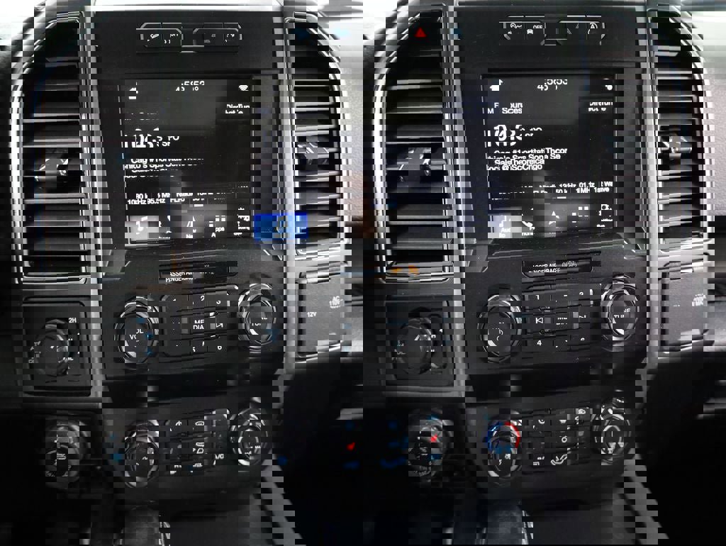 Certified 2019 Ford F150 XLT w/ Equipment Group 302A Luxury image 23