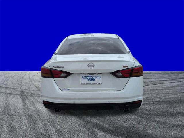 Used 2025 Nissan Altima 2.5 SR w/ SR Premium Package image 4