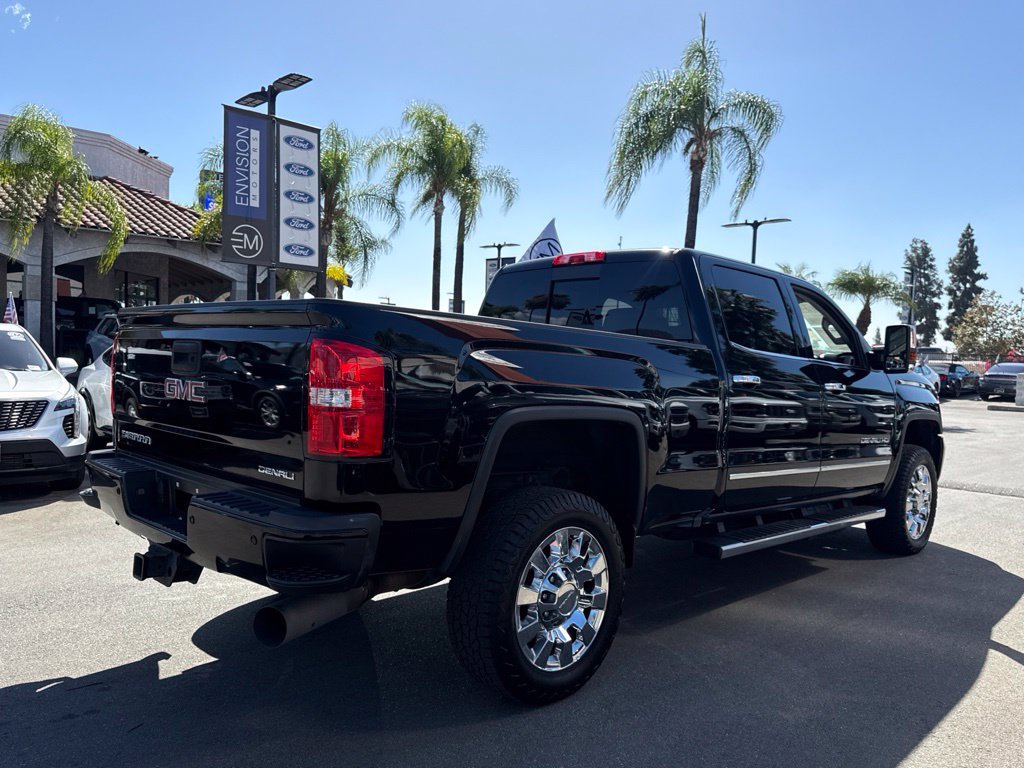 Used 2018 GMC Sierra 2500 Denali w/ Duramax Plus Package AWD/4WD image 13