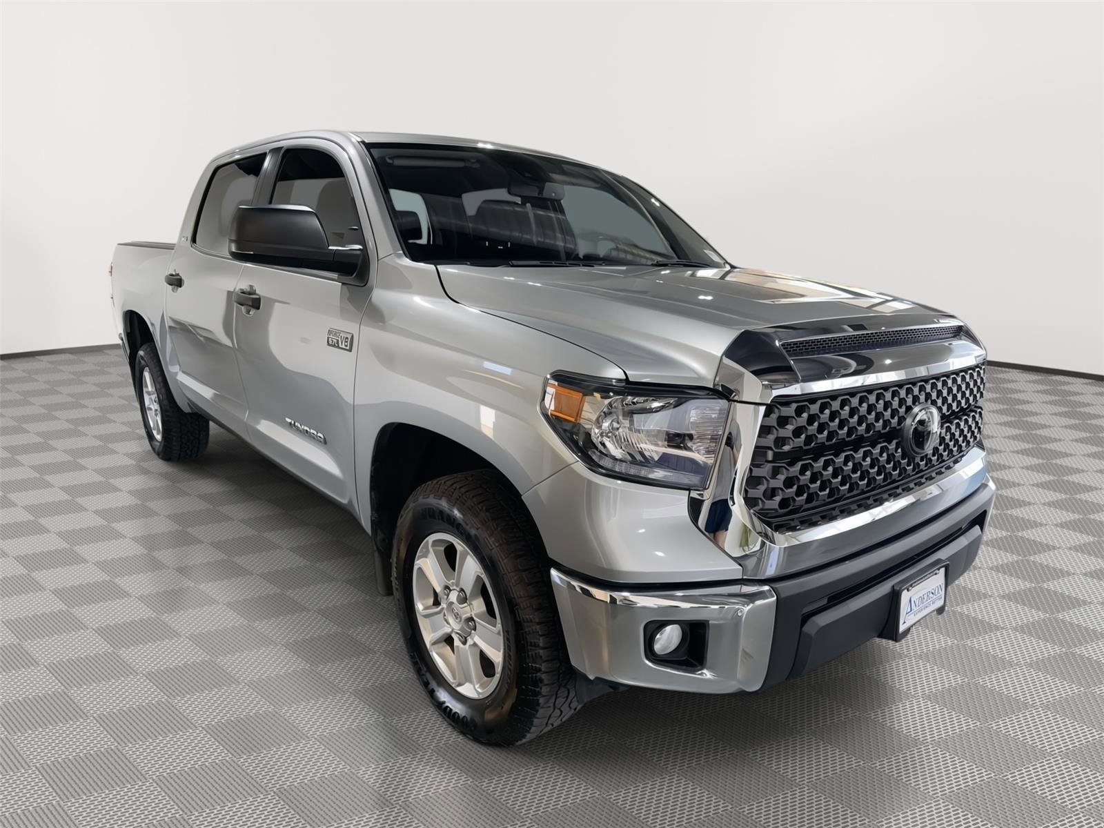 Used 2020 Toyota Tundra SR5 w/ SR5 Upgrade Package AWD/4WD image 5