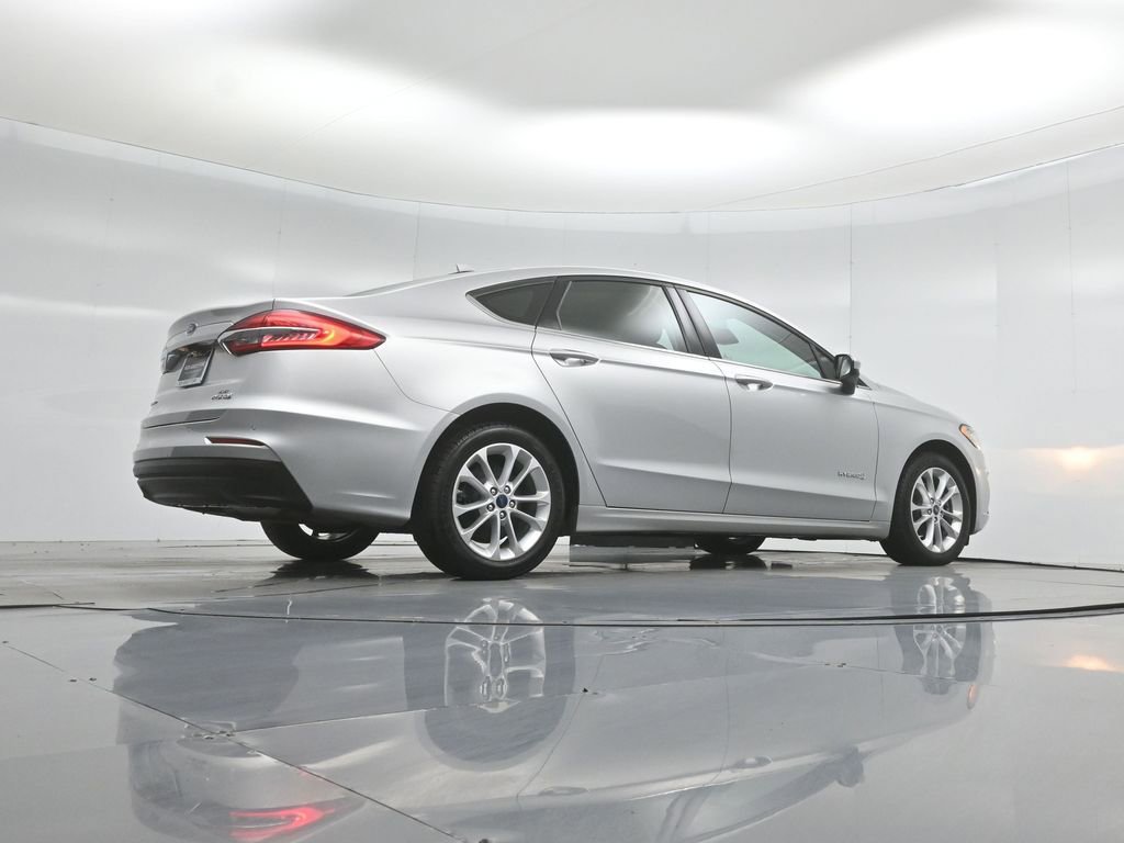 Certified 2019 Ford Fusion SE FWD image 47