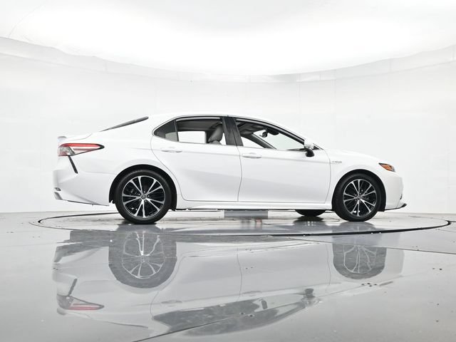 Used 2019 Toyota Camry SE w/ Audio Package FWD image 32