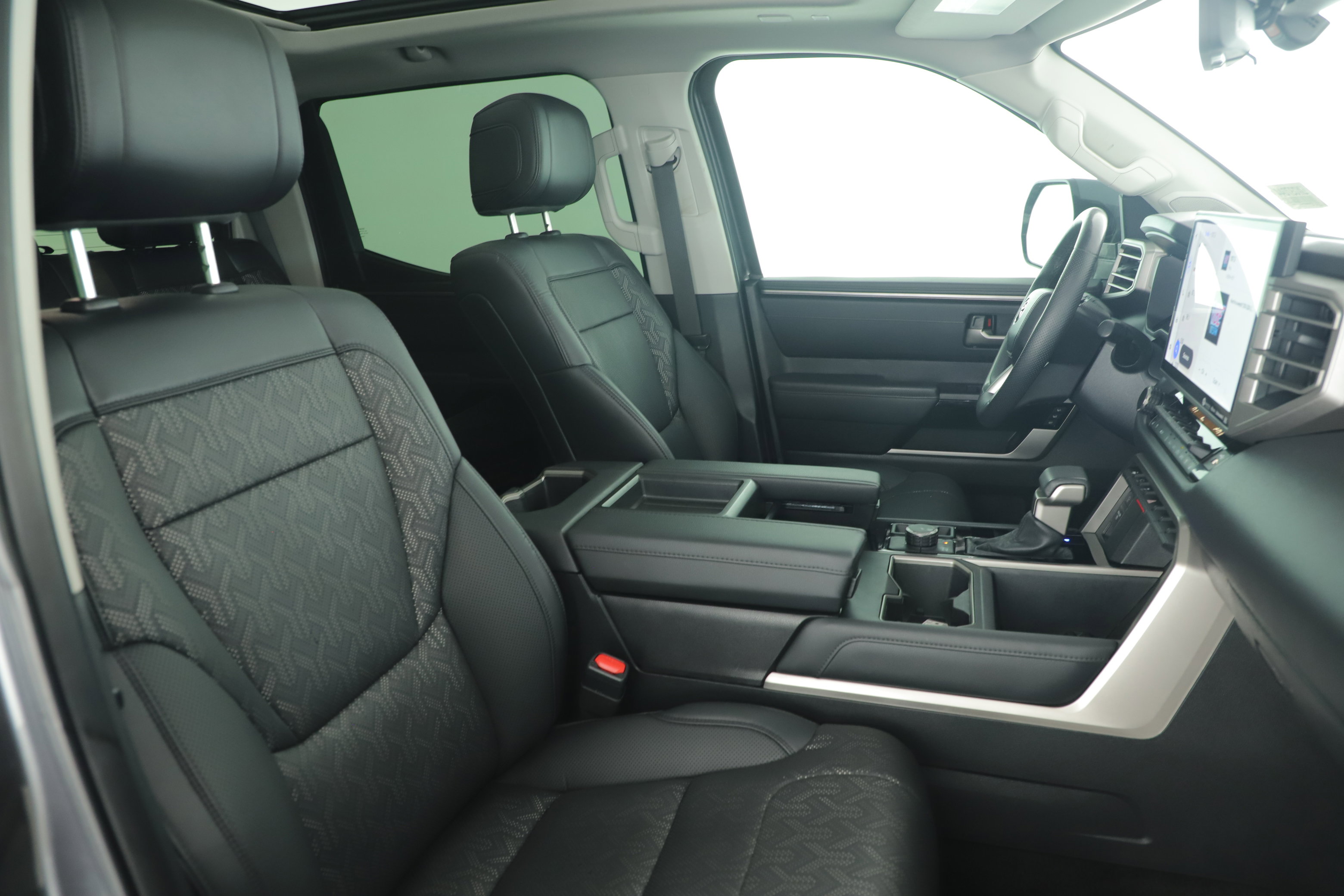 Used 2023 Toyota Tundra Limited image 14