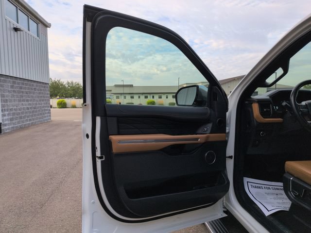 Certified 2023 Ford Expedition Max Platinum AWD/4WD image 10