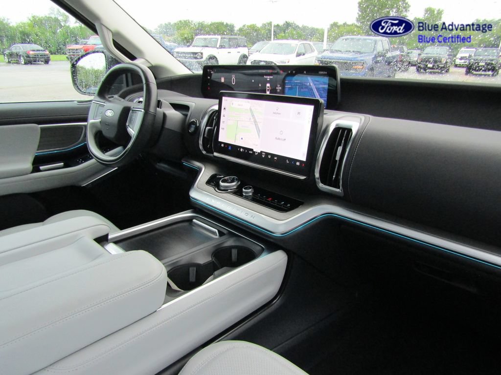 Certified 2025 Ford Expedition Max Platinum AWD/4WD image 28
