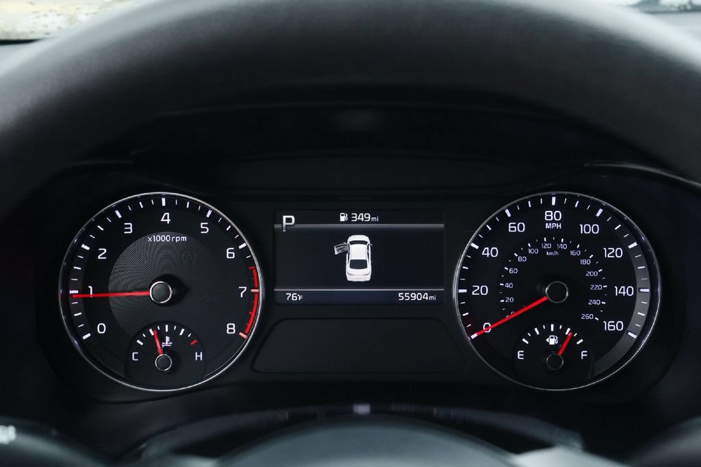 Used 2024 Kia Forte LXS FWD image 9