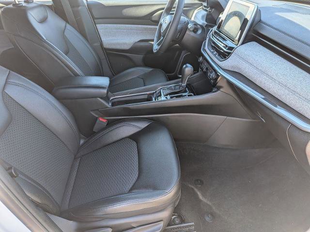 Used 2025 Jeep Compass Latitude w/ Sun & Sound Group AWD/4WD image 31