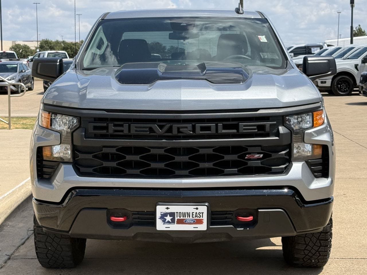 Used 2023 Chevrolet Silverado 1500 Custom Trail Boss AWD/4WD image 8