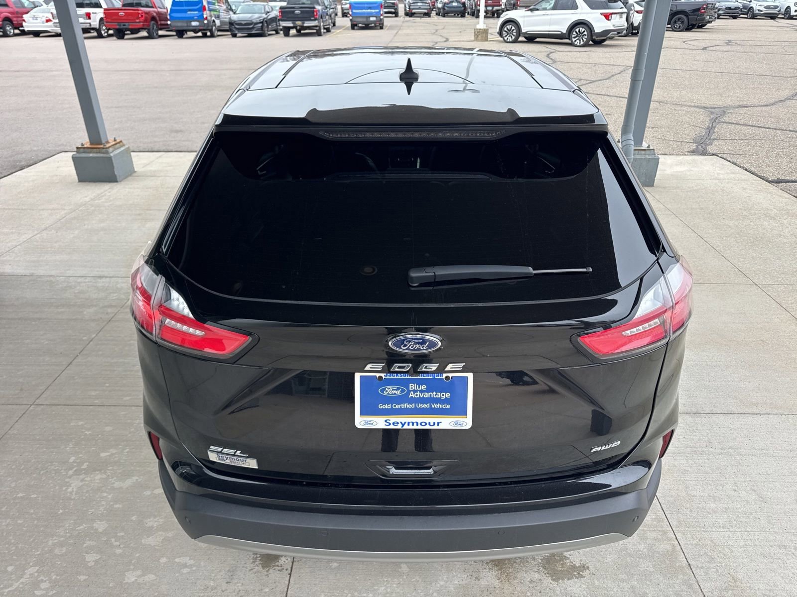 Certified 2024 Ford Edge SEL w/ Convenience Package image 4