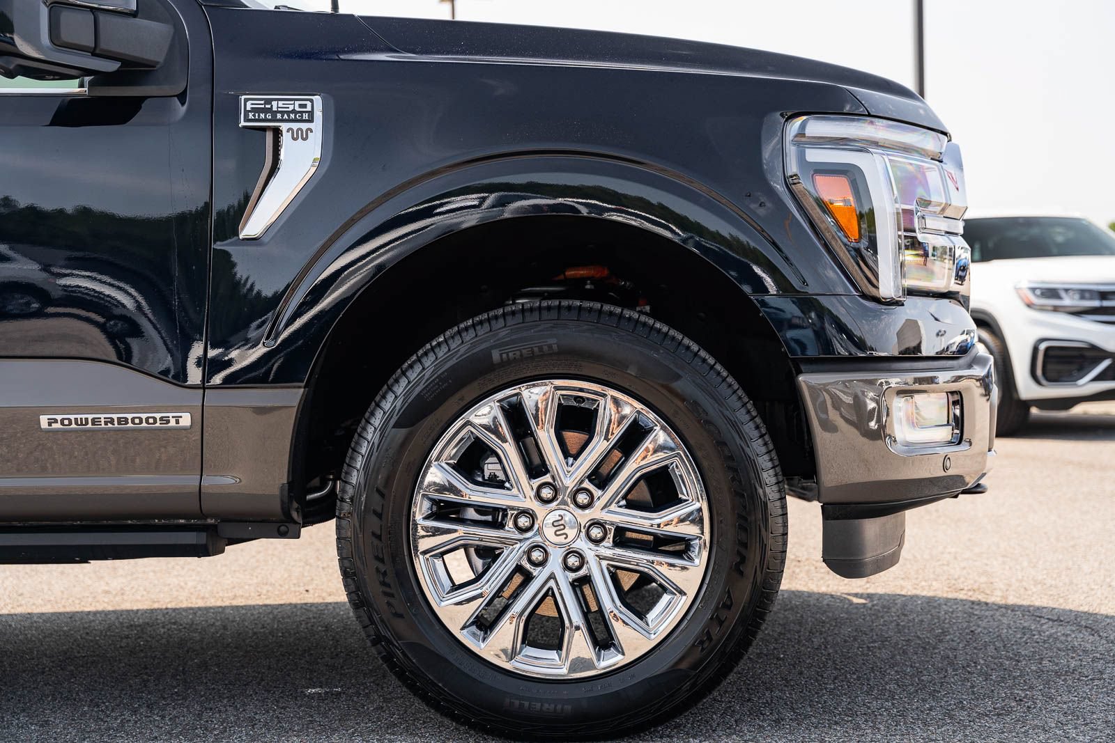 Certified 2025 Ford F150 King Ranch w/ FX4 Off-Road Package AWD/4WD image 9
