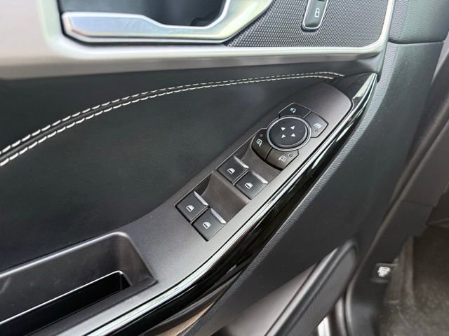 Certified 2023 Ford Explorer ST image 21