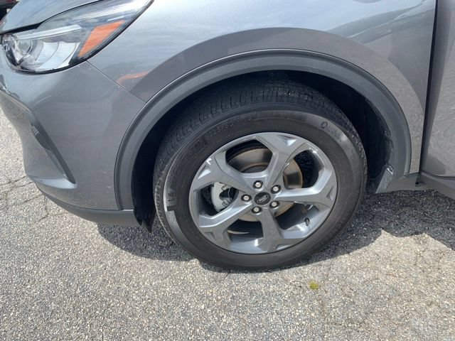 Certified 2025 Ford Escape ST-Line AWD/4WD image 39