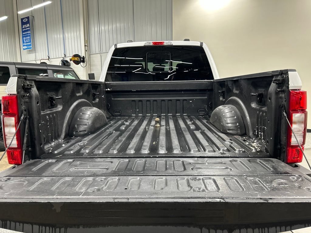 Certified 2021 Ford F250 XLT w/ XLT Premium Package AWD/4WD image 26