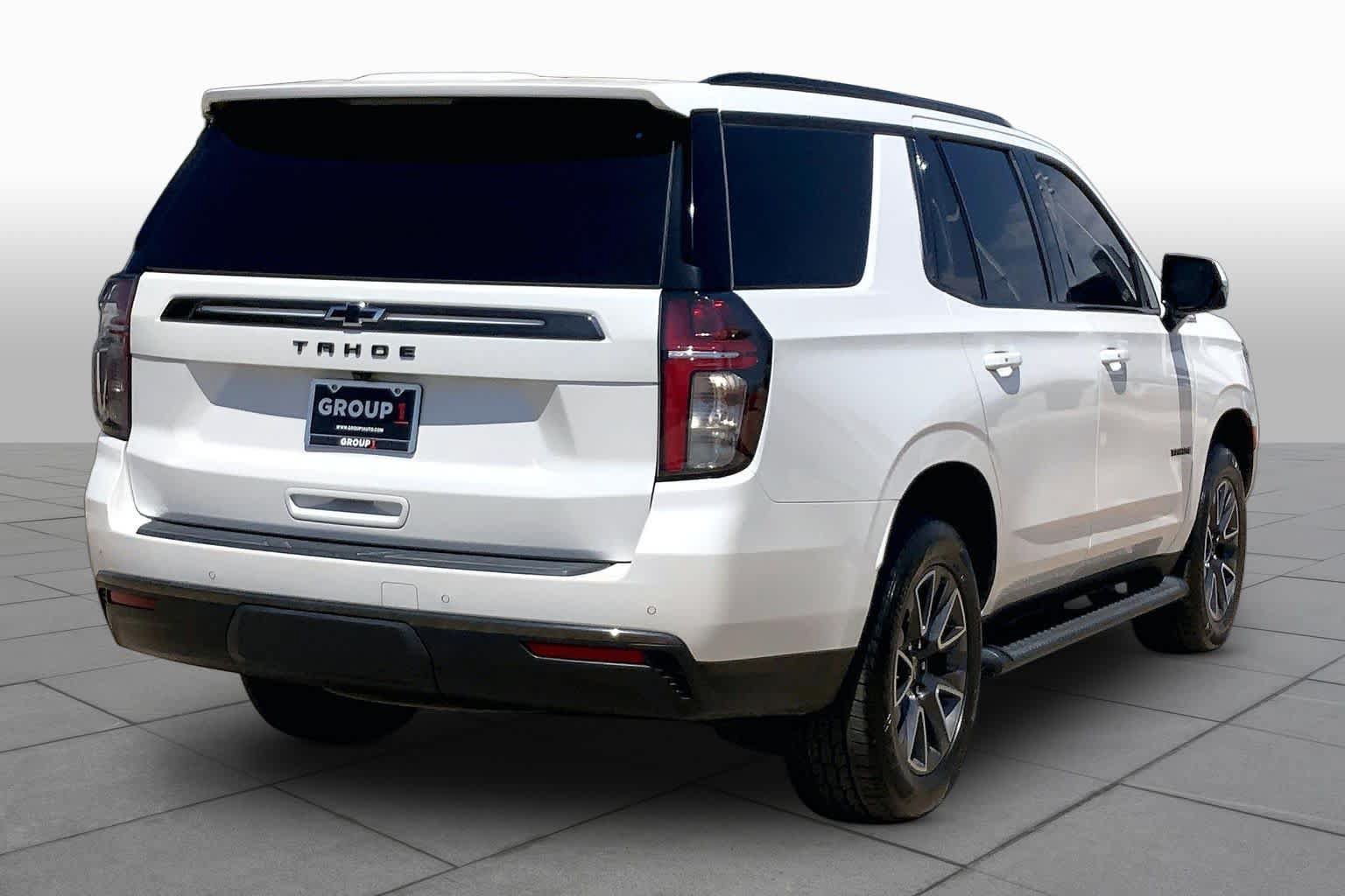 Used 2022 Chevrolet Tahoe Z71 w/ Luxury Package AWD/4WD image 13