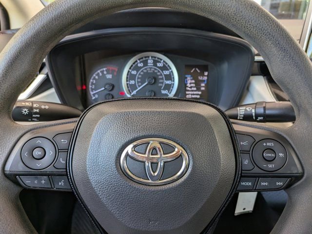Used 2020 Toyota Corolla LE FWD image 23