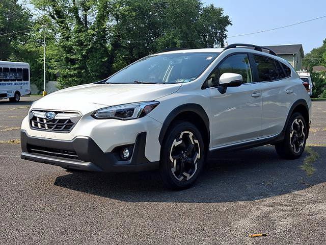 Used 2021 Subaru Crosstrek 2.5i Limited w/ Moonroof Package 1 AWD/4WD image 3