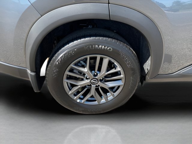 Used 2026 Nissan Rogue S AWD/4WD image 22