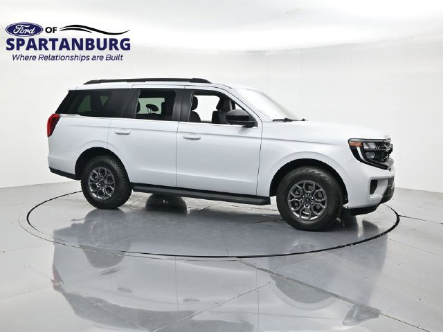 Certified 2025 Ford Expedition Active RWD image 3
