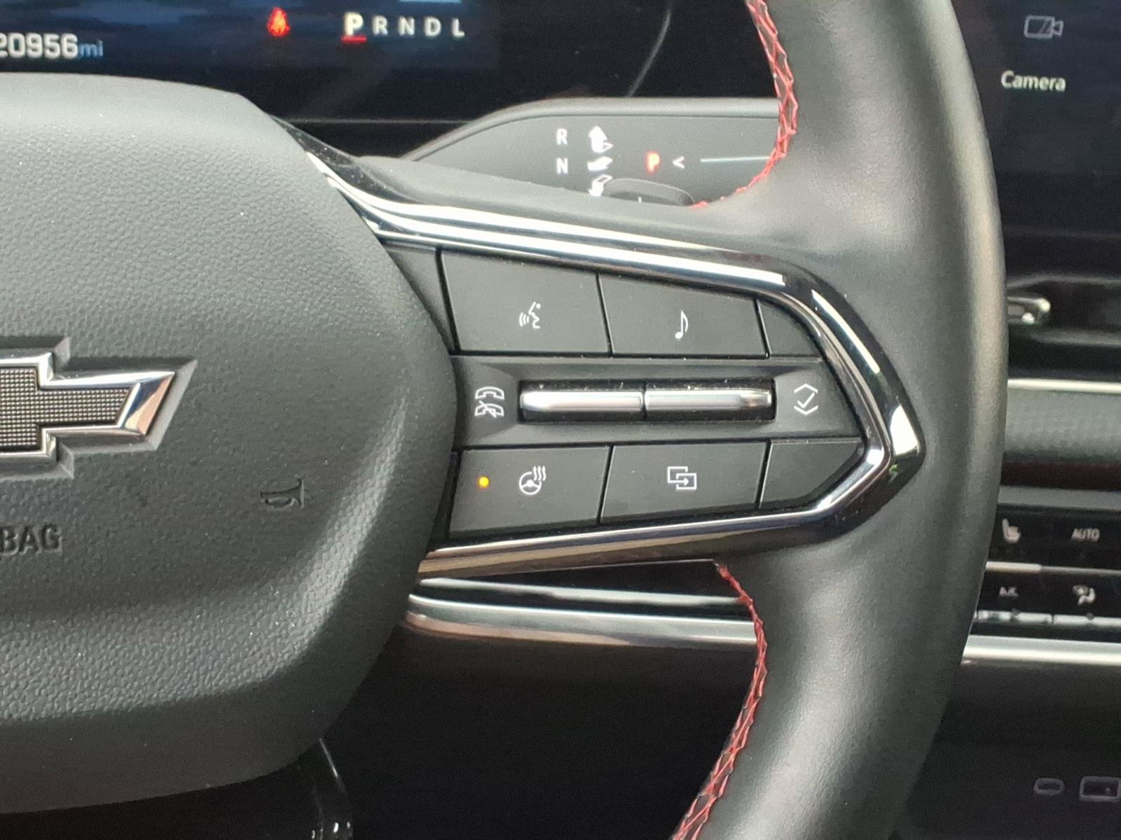 Used 2025 Chevrolet Equinox RS FWD image 19