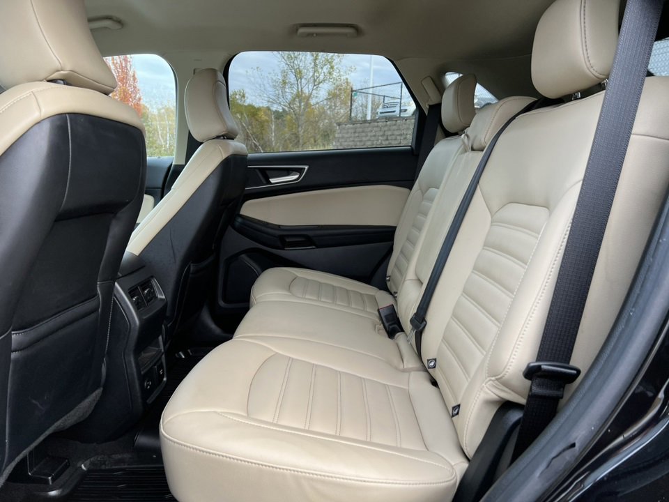 Certified 2022 Ford Edge SEL w/ Convenience Package image 11