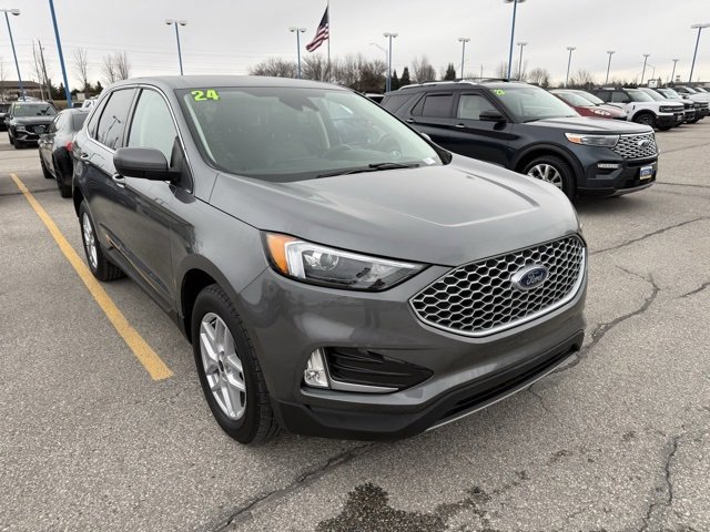 Certified 2024 Ford Edge SEL w/ Convenience Package image 2