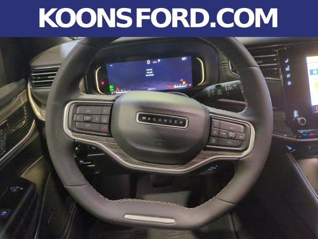 Used 2022 Jeep Wagoneer Series III w/ Rear Seat Video Group 1 AWD/4WD image 14