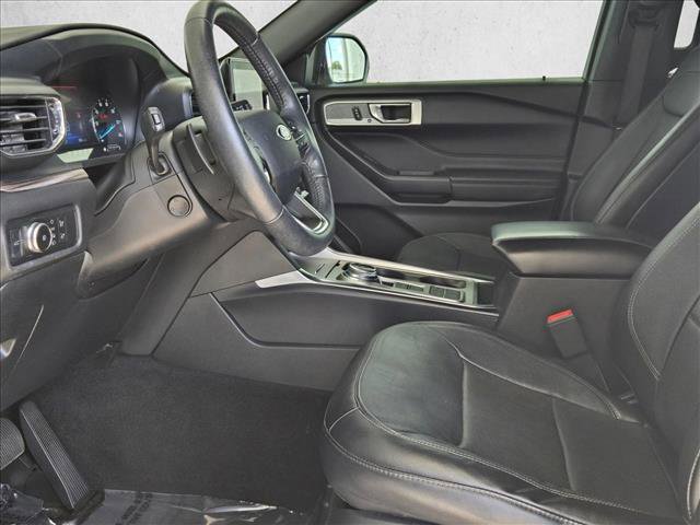 Certified 2020 Ford Explorer Limited RWD image 18