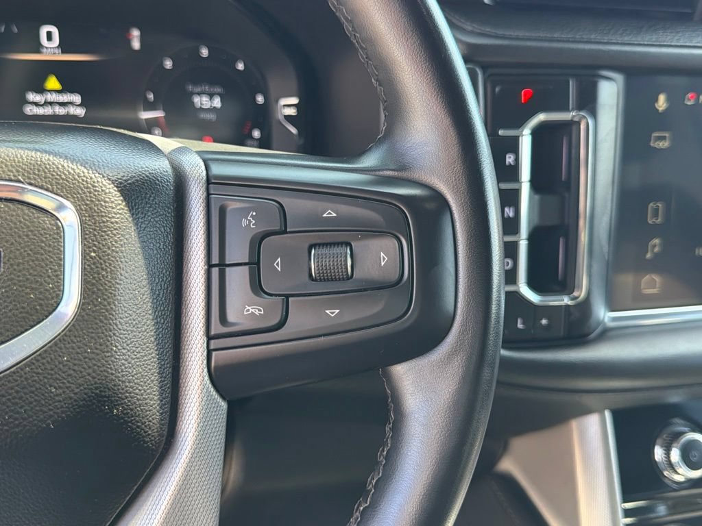 Used 2023 GMC Yukon Denali RWD image 29