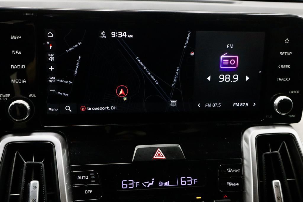 Used 2022 Kia Sorento EX w/ Panoramic Sunroof Package image 10